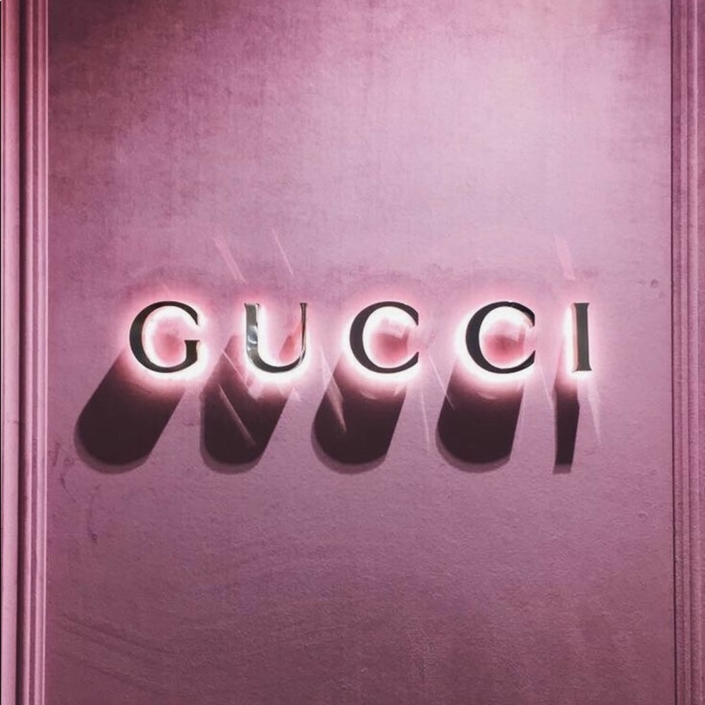 Meet your Posher, Victoria